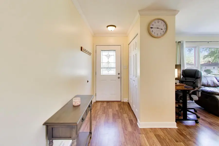 448 N Pershing Avenue, Mundelein, IL 60060 - #2