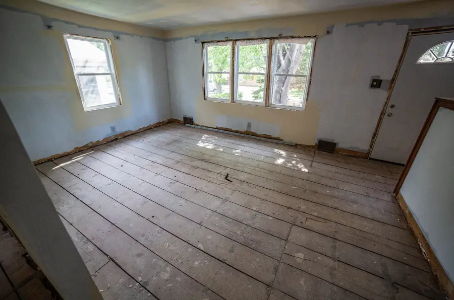 9139 Tulley Avenue, Oak Lawn, IL 60453 - #3