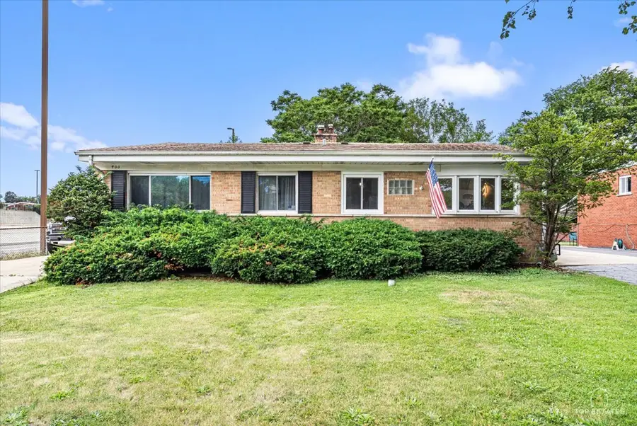 402 N Douglas Avenue #402, Villa Park, IL 60181 - #2