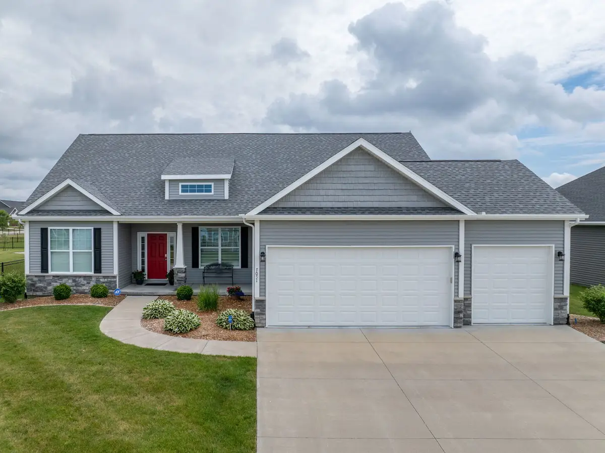 7051 Grove Crossing, Bettendorf, IA 52722 - #1