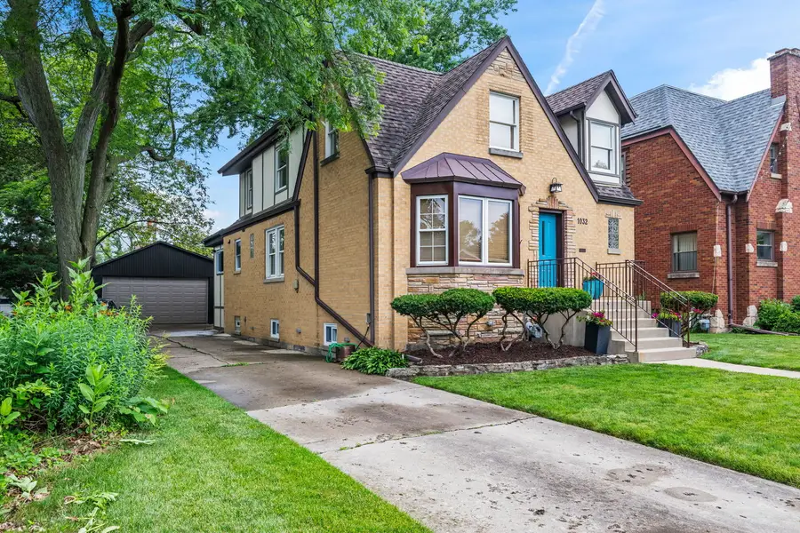 1032 Courtland Avenue, Park Ridge, IL 60068 - #2