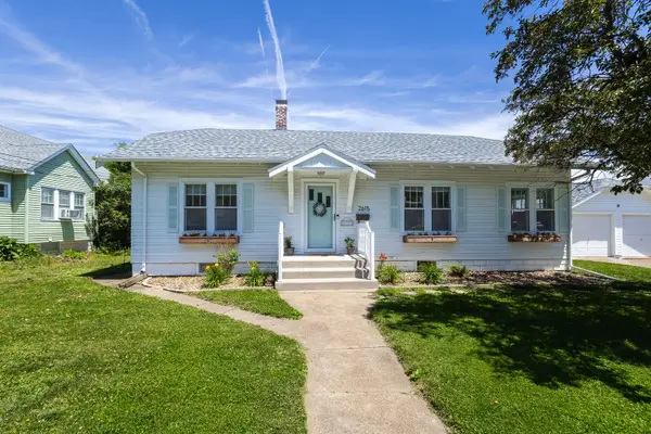 2615 30th Street, Rock Island, IL 61201