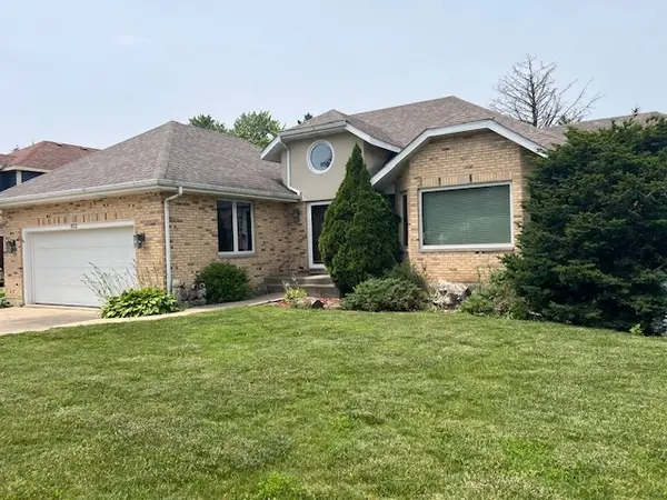 612 Edelweiss Drive, Antioch, IL 60002