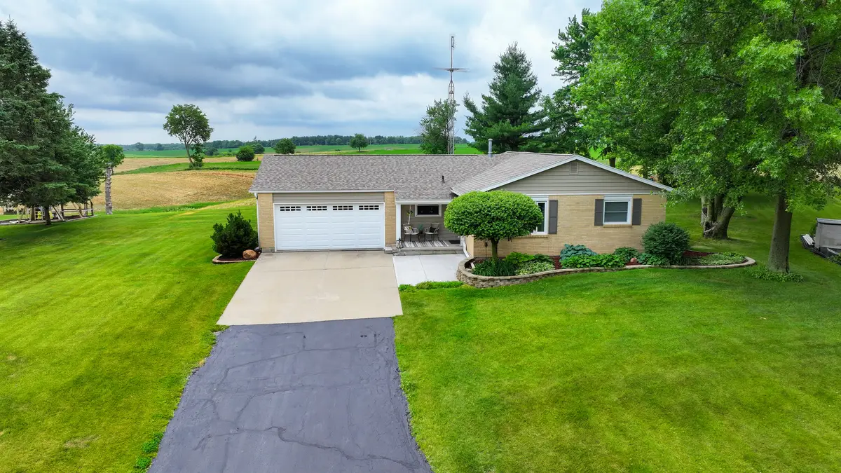 24165 Hillcrest Drive, Sterling, IL 61081 - #1