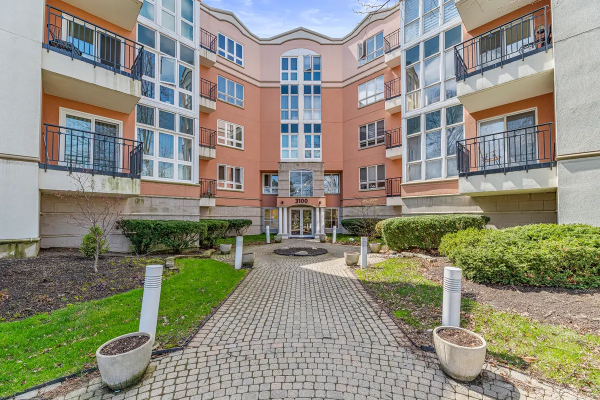 3100 Lexington Lane #201, Glenview, IL 60026 - #1