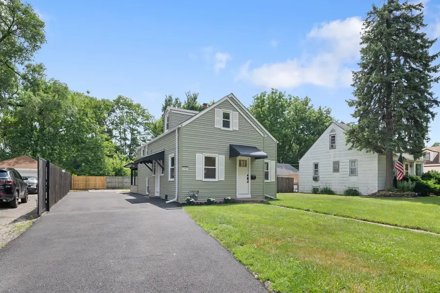 11401 S Whipple Street, Merrionette Park, IL 60803 - #2