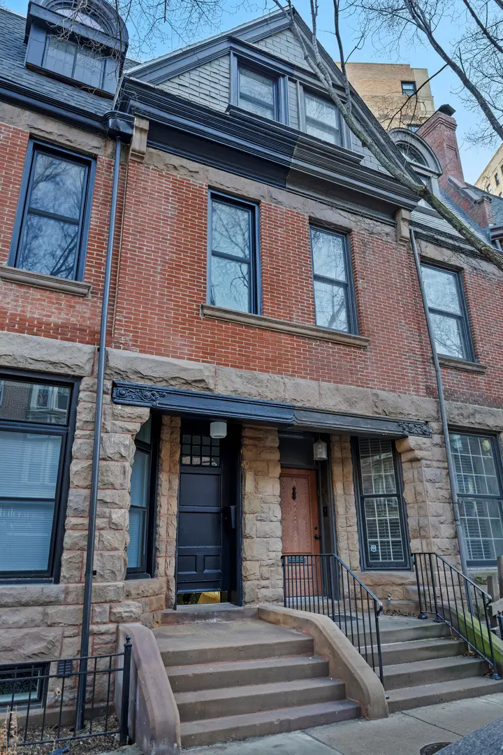 2107 N Clark Street, Chicago, IL 60614 - #1