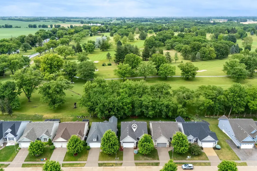 5038 Emeis View Court, Davenport, IA 52804 - #3