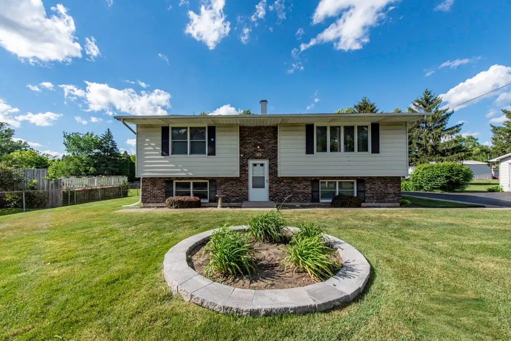12674 W Crescent Avenue, Waukegan, IL 60085 - #1