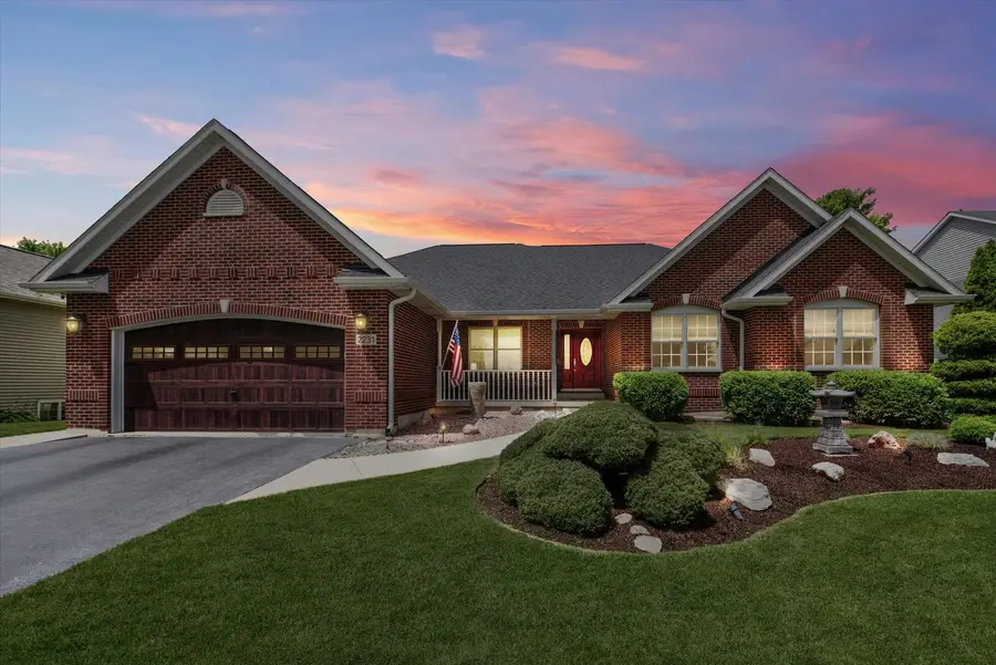 2231 Luther Lowell Lane, Sycamore, IL 60178 - #2