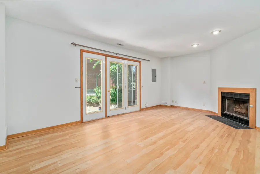 604 S Laflin Street, Chicago, IL 60607 - #2