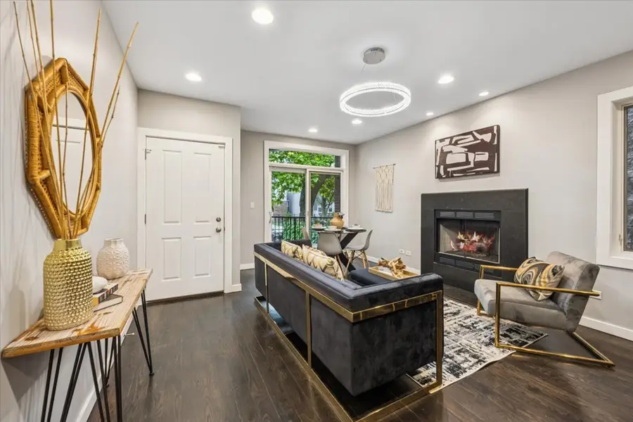 1720 N Talman Avenue #1, Chicago, IL 60647 - #2