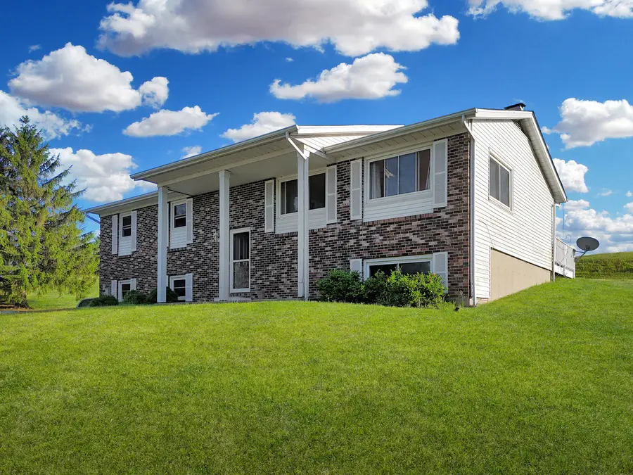 2508 Lundgren Road, Pecatonica, IL 61063 - #2