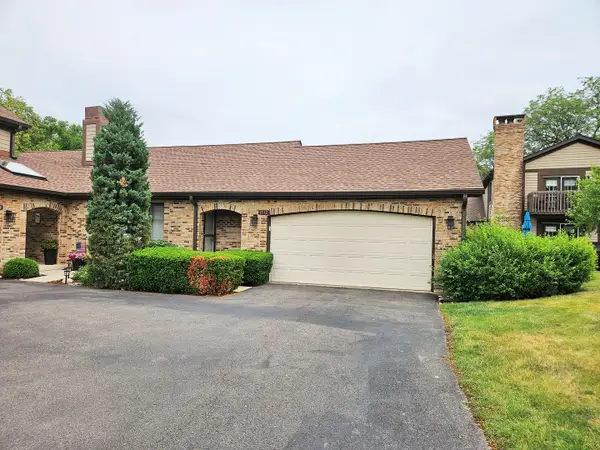 1932 Golf View Drive, Bartlett, IL 60103