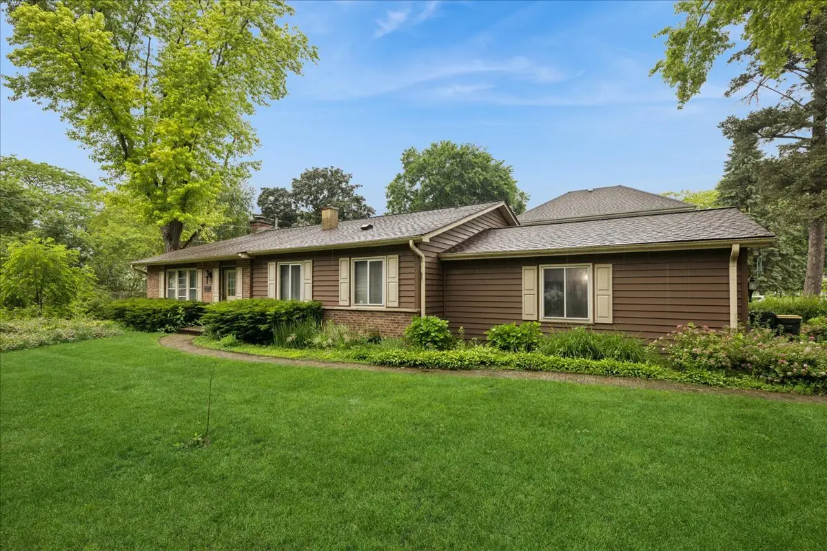 510 W Rockland Road, Libertyville, IL 60048 - #1