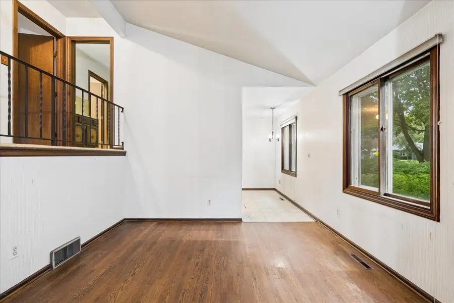 510 W Rockland Road, Libertyville, IL 60048 - #3