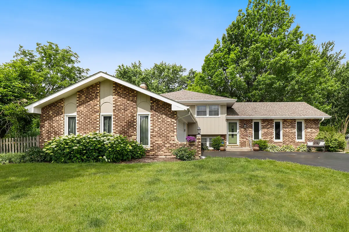 11S560 Whittington Lane, Naperville, IL 60564 - #1