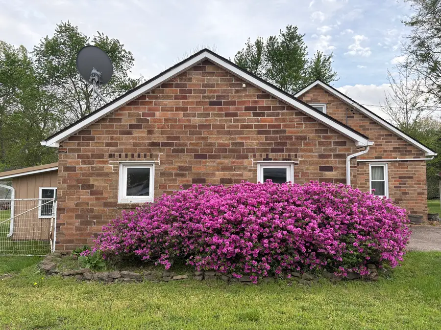 1232 Dallas Road, Murphysboro, IL 62966 - #3
