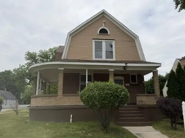 558 N Crystal Street, Elgin, IL 60123 - #2