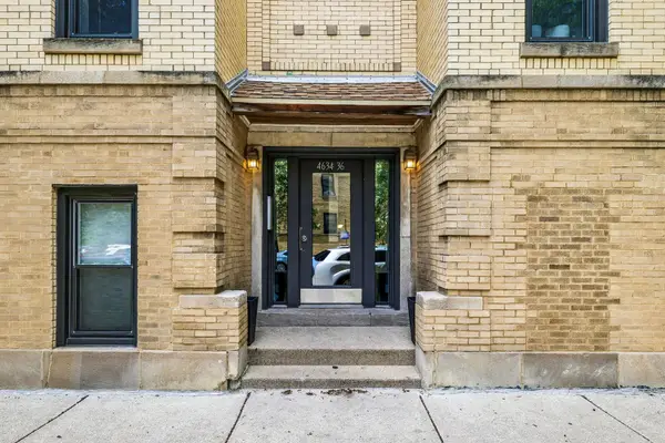 Address Withheld By Seller, Chicago, IL 60625