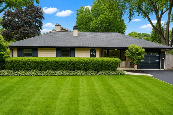51 E Heron Drive, Palatine, IL 60067