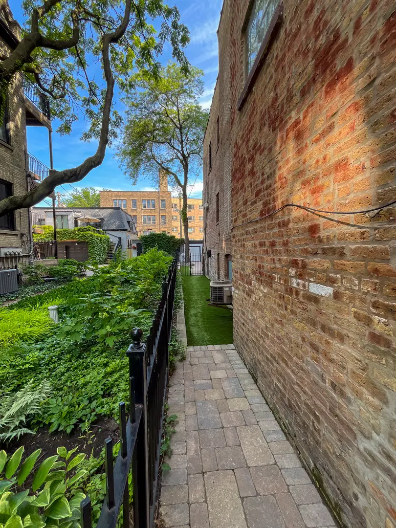 552 W Arlington Place, Chicago, IL 60614 - #3