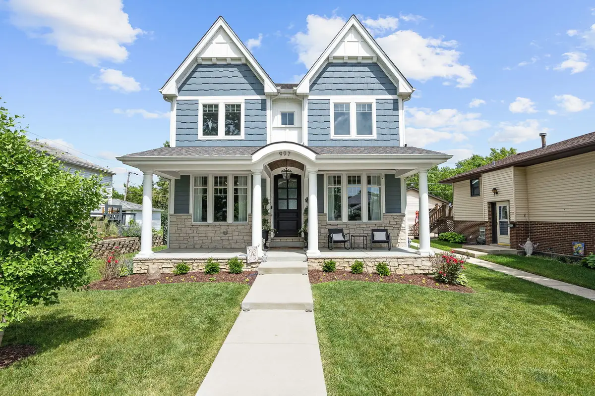 997 Florence Street, Lemont, IL 60439 - #1