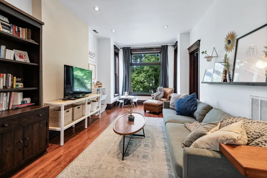3855 N Greenview Avenue #2A, Chicago, IL 60613 - #2