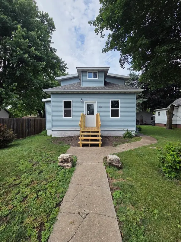 806 Maple Street, Streator, IL 61364