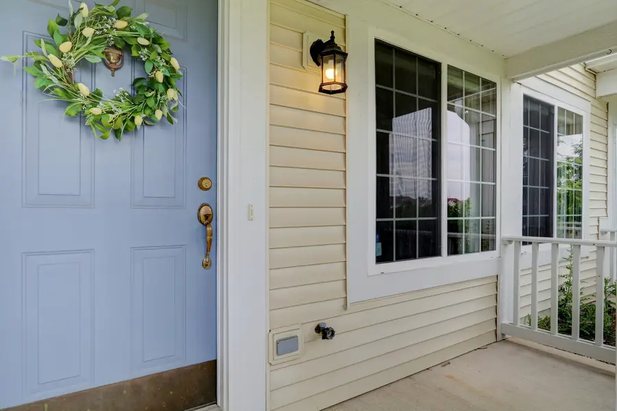 39712 N Warren Lane, Beach Park, IL 60083 - #2