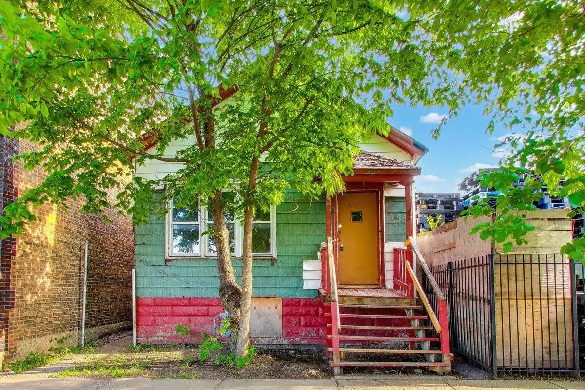 4316 W Carroll Avenue, Chicago, IL 60624 - #1
