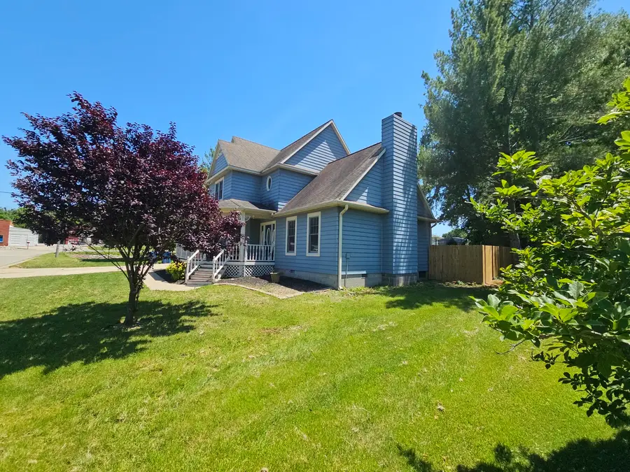 1 Brookhaven Drive, Mount Vernon, IL 62864 - #2
