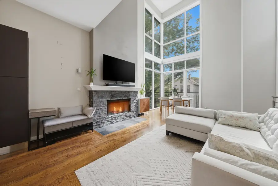 2062 N Leavitt Street #2, Chicago, IL 60647 - #2