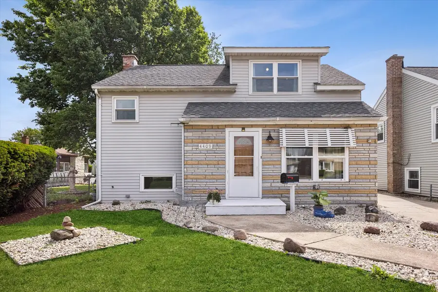 4409 Center Avenue, Lyons, IL 60534 - #2