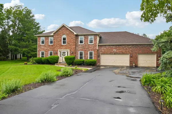 5N630 Leslie Court, St. Charles, IL 60175