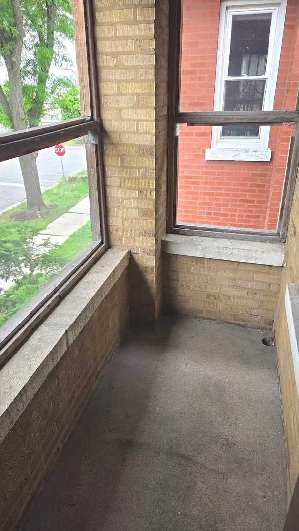 4307 S Sawyer Avenue, Chicago, IL 60632 - #3