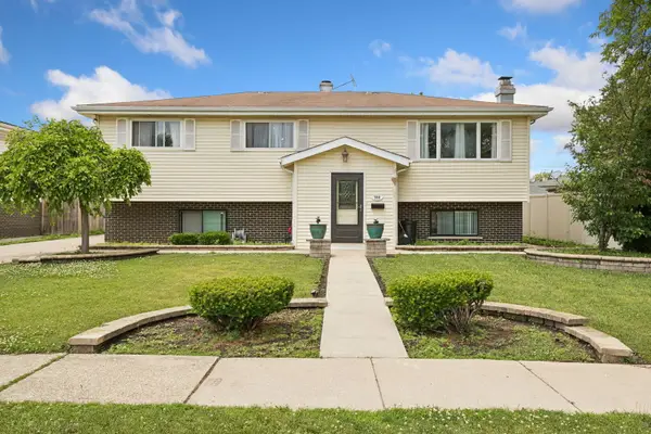 356 W Park Avenue, Addison, IL 60101