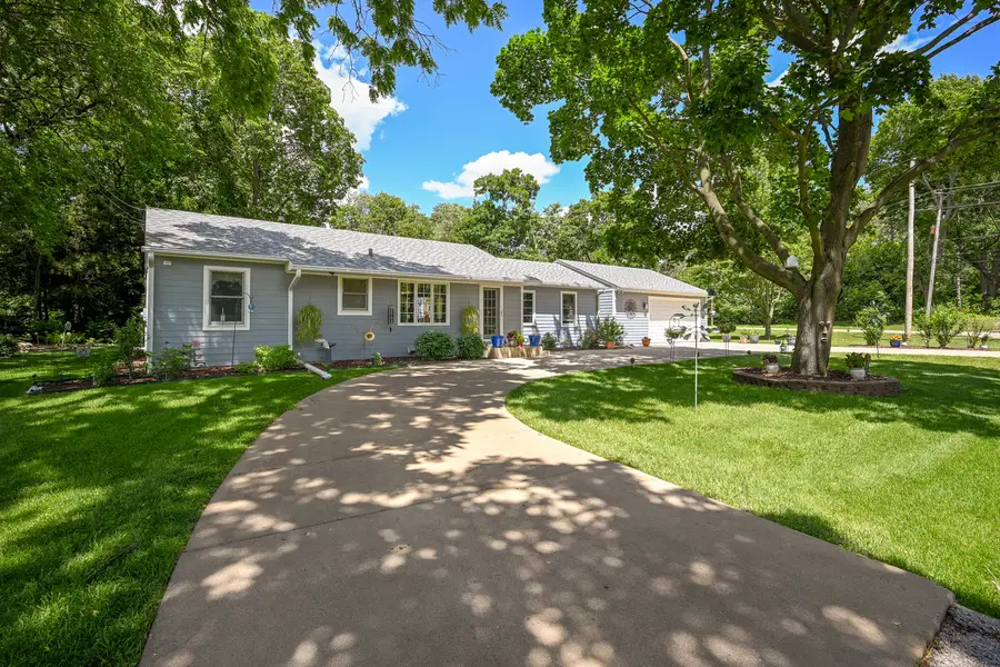 411 Carlisle Road, Batavia, IL 60510 - #2
