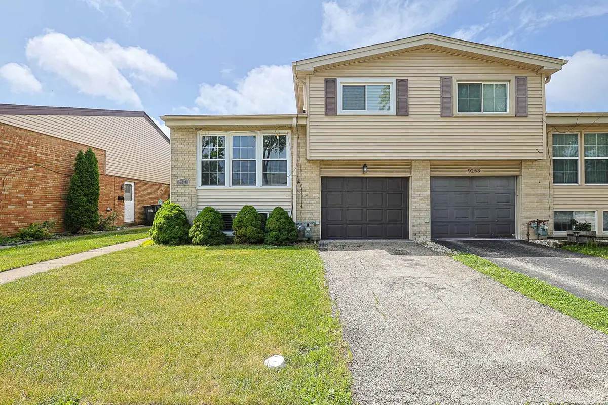 9249 Barberry Lane, Des Plaines, IL 60016 - #1