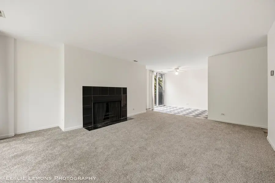 1833 Four Lakes Avenue #3M, Lisle, IL 60532 - #3
