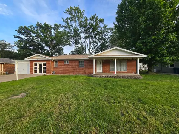 15 Homestead Drive, Mt Vernon, IL 62864