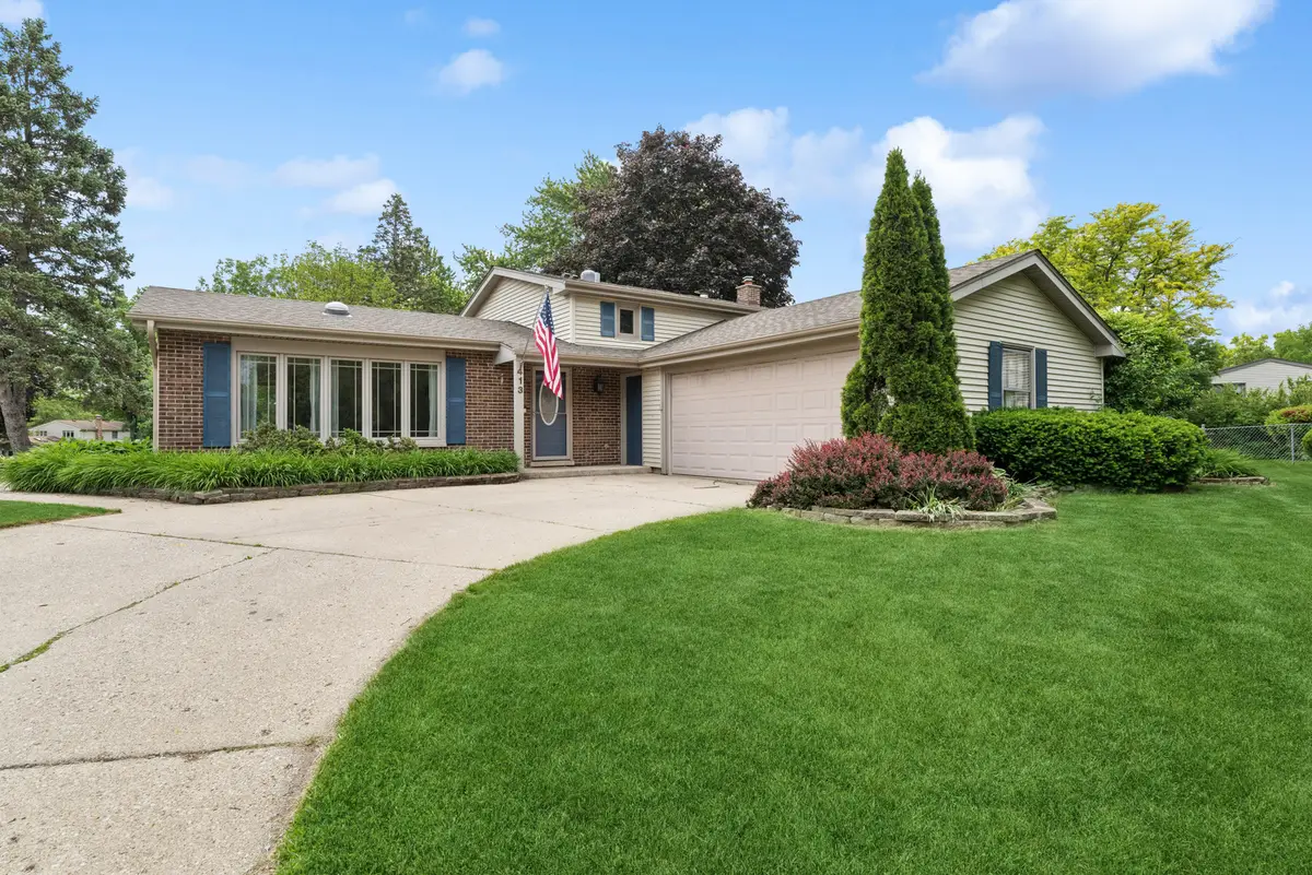 413 Catalpa Lane, Libertyville, IL 60048 - #1