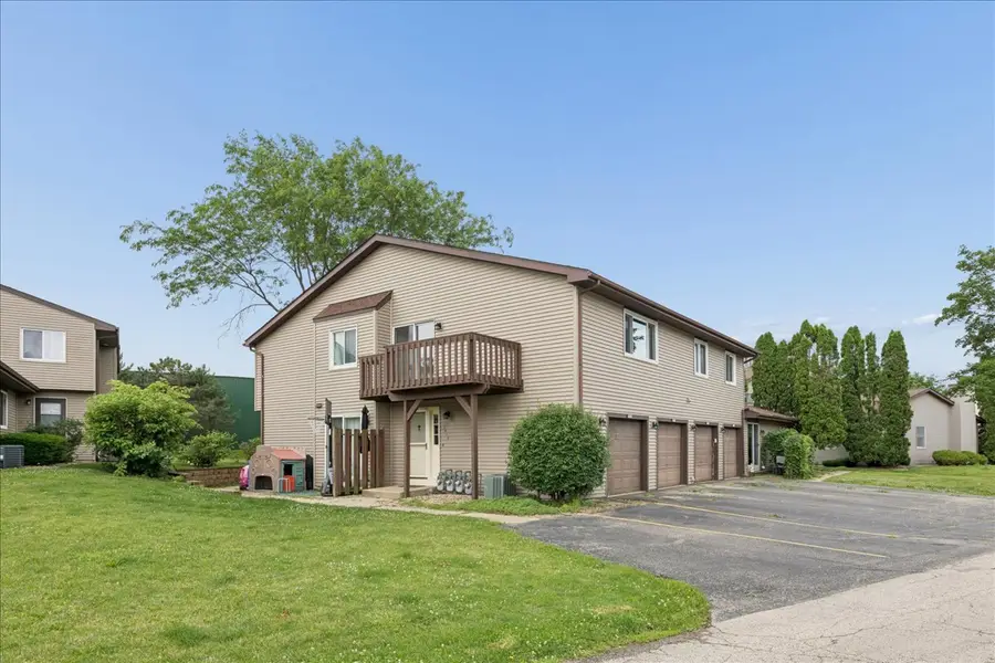 1810 Kerrybrook Court #1810, Sycamore, IL 60178 - #2