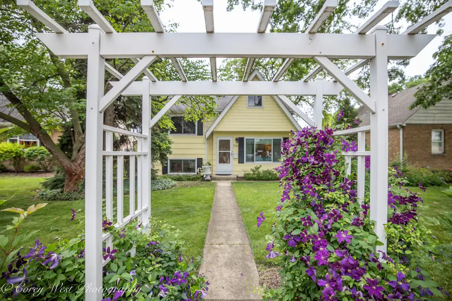 398 W Saint Charles Road, Elmhurst, IL 60126 - #2
