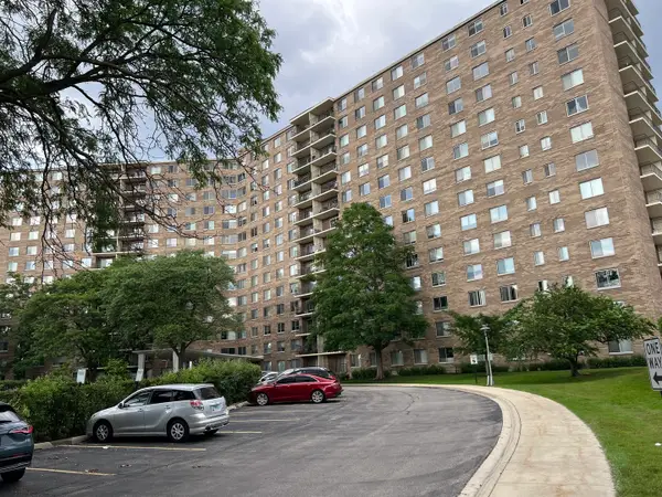 7141 N Kedzie Avenue #1105, Chicago, IL 60645
