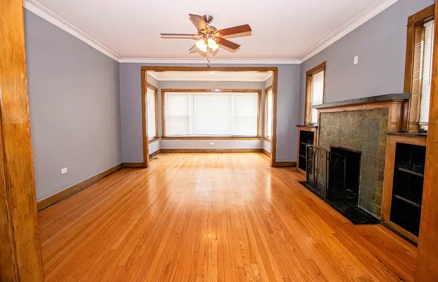 5544 S Carpenter Street, Chicago, IL 60609 - #3