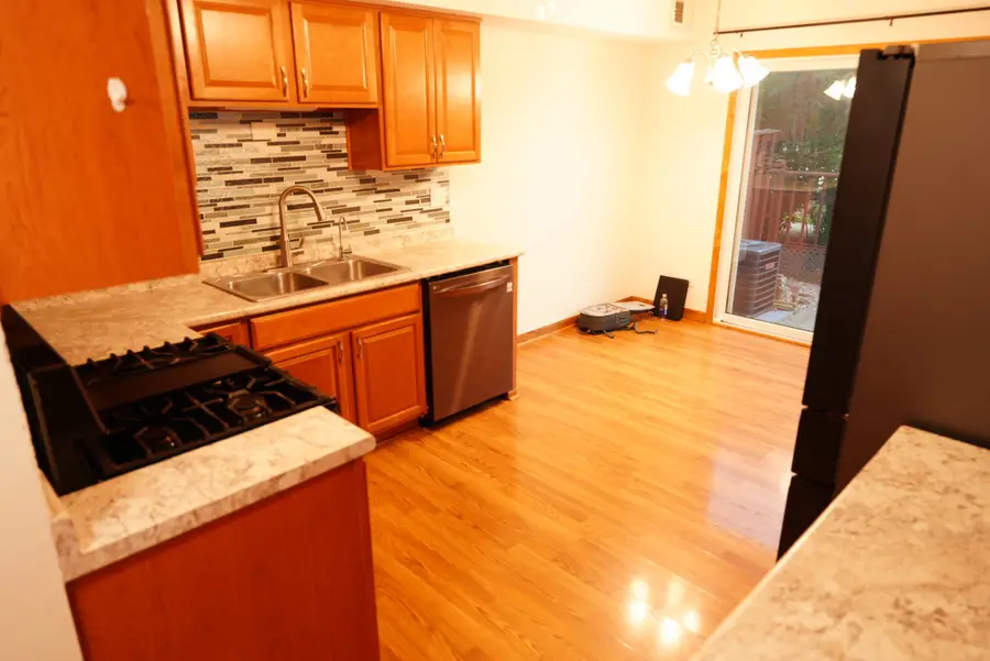 1943 Hancock Drive, Hoffman Estates, IL 60169 - #3