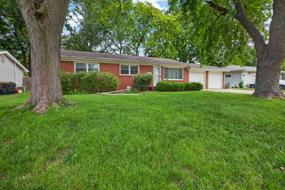 302 Belview Avenue, Normal, IL 61761 - #1