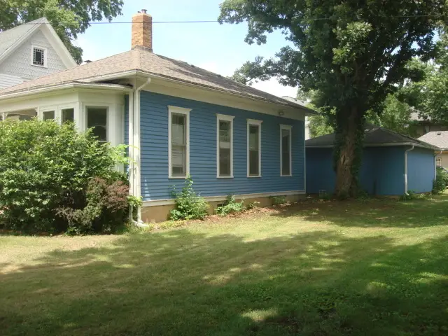 424 E Main Street E, Ottawa, IL 61350 - #2