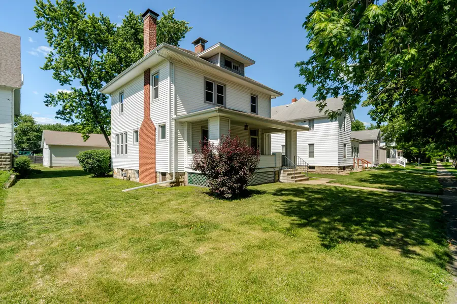 104 E 4th Street, Gridley, IL 61744 - #3